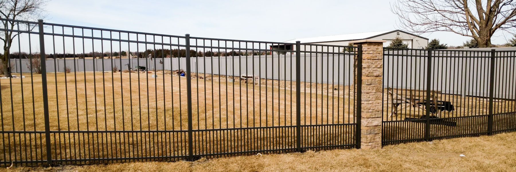 American Fence Company of Kearney, Nebraska – Fence company serving  Kearney, Nebraska and nearby communities.