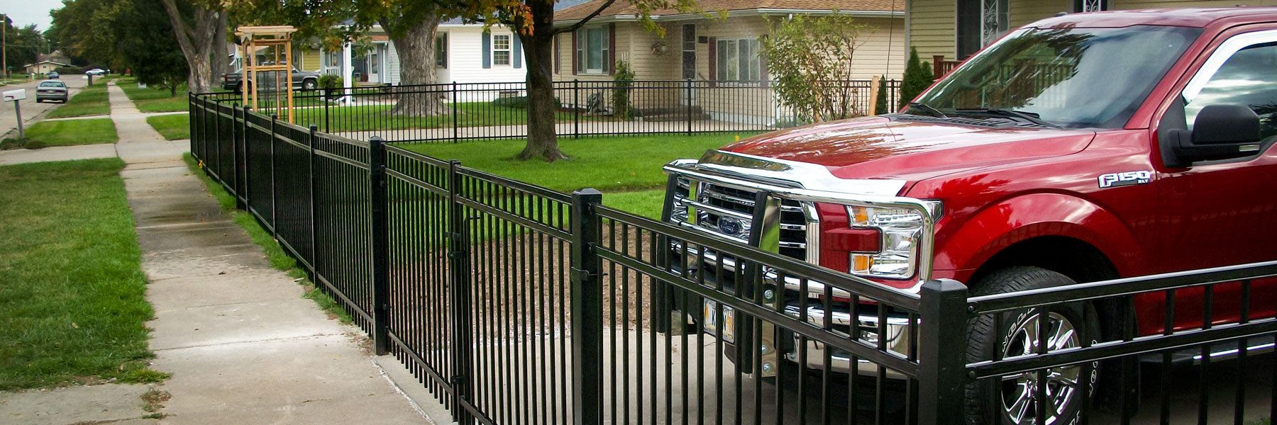 American Fence Company of Kearney, Nebraska – Fence company serving  Kearney, Nebraska and nearby communities.